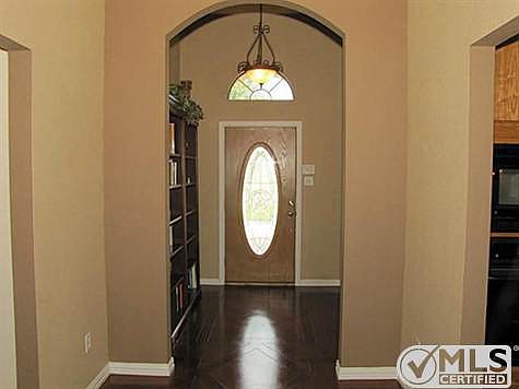 2nd image of 2025 Mason Pond Dr