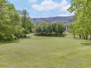 Thayer Ln, Sevierville, TN 37862
