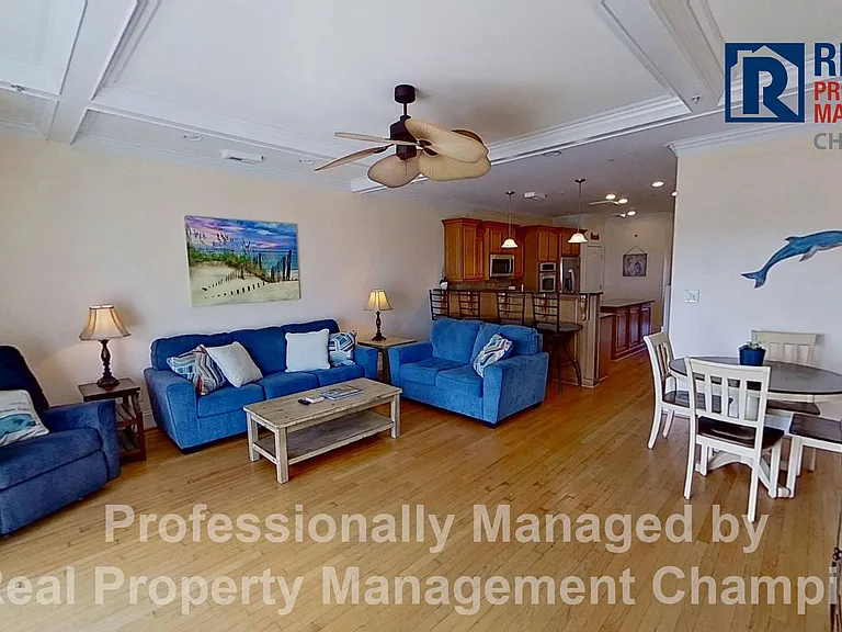 307 N Lake Park Blvd #202 — Photo 3