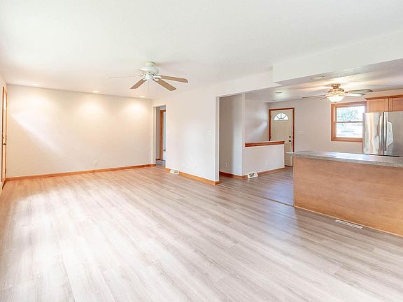 4th image of 1028 8th AVENUE