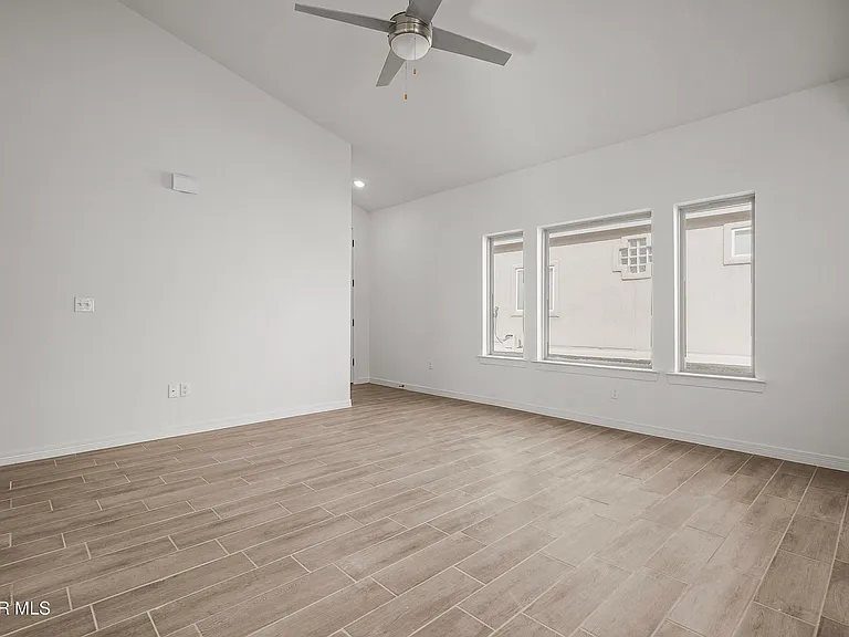 14328 Chris Zingo Ln — Photo 7