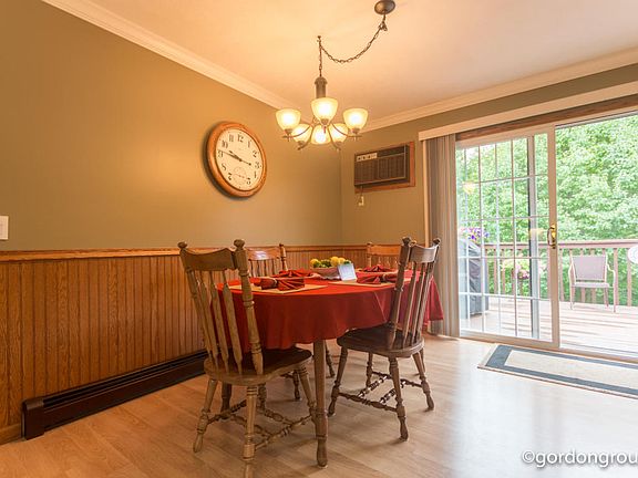 4th image of 3945 York View Dr NW