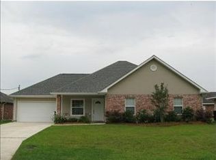 907 Blouin Ln, Luling, LA 70070