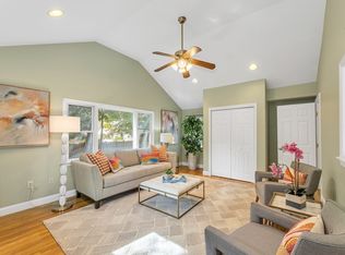 72 Lyall St, West Roxbury, MA 02132