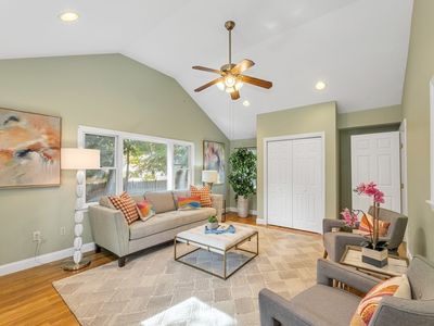 72 Lyall St, West Roxbury, MA, 02132