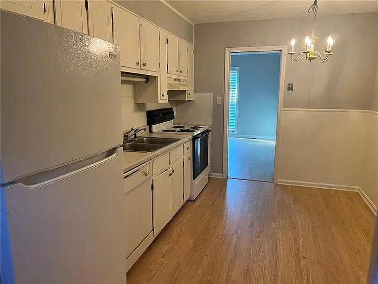 1650 Beechwood Blvd NW #A — Photo 3