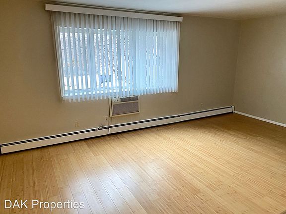 3rd image of 1620 N Marshall St APT 205