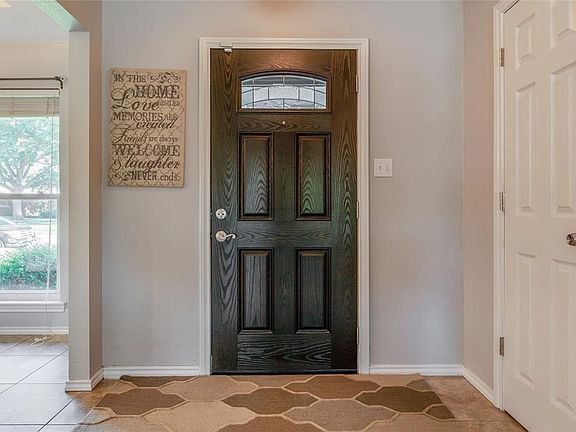 5th image of 1406 Bogard Ln