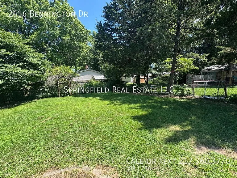 2616 Bennington Dr — Photo 45