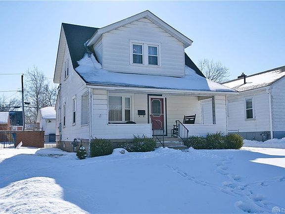 3rd image of 3222 Mesmer Ave