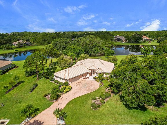 3rd image of 8056 Plantation Lakes Drive