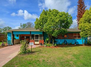 9 Poinsettia Dr, Debary, FL 32713