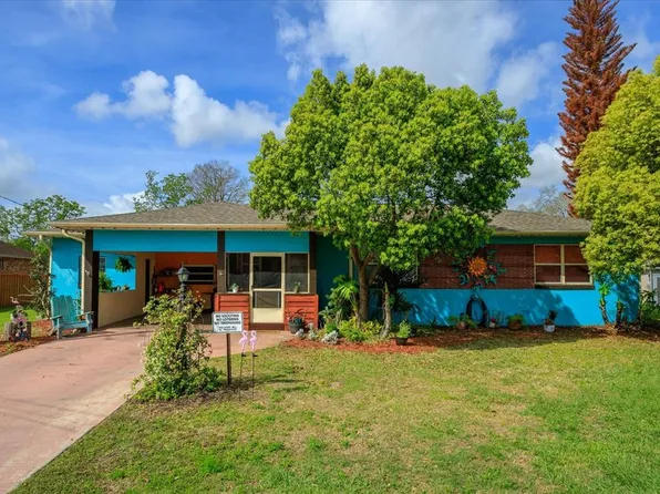 9 Poinsettia Dr, Debary, FL 32713