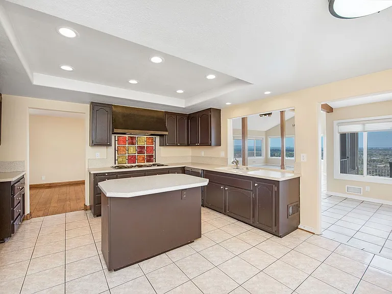 2274 N Rockridge Pl — Photo 21
