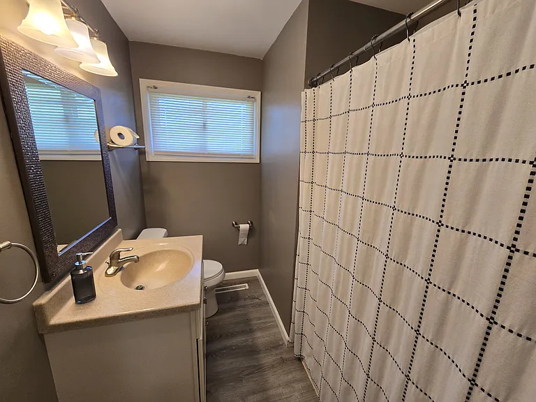 2952 Louise Ave — Photo 11