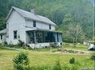 2511 Century Farm Rd, Castlewood, VA 24224