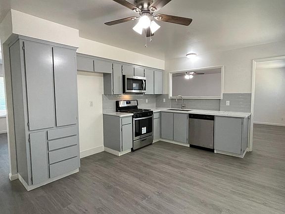 4th image of 1349 Tofts Dr