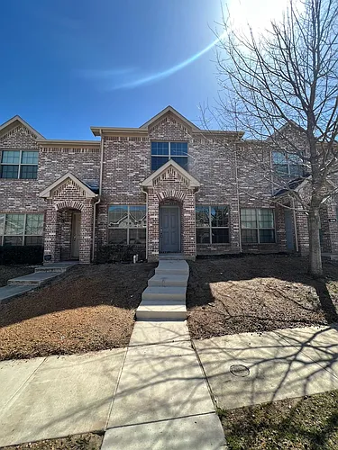 2381 Homewood Ln Photo 1