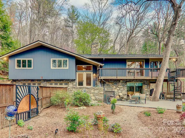 90 Sleepy Hollow Dr, Asheville, NC 28805
