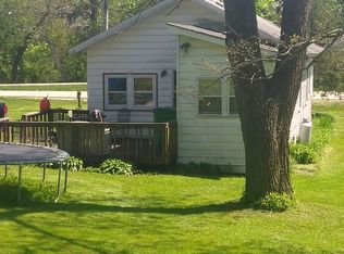 21646 W Elm St, Lake Villa, IL 60046