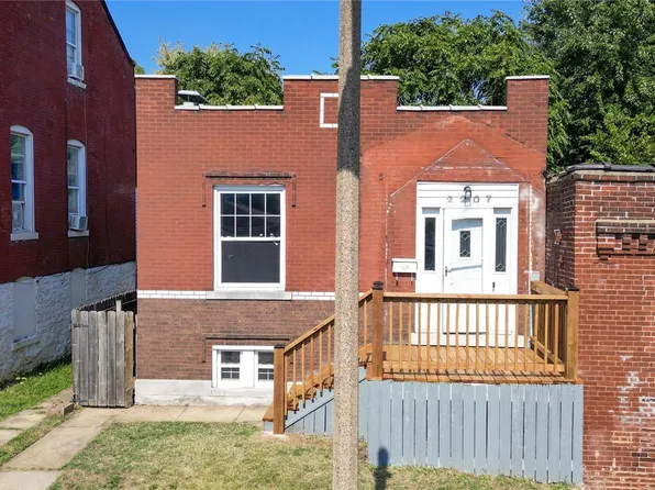 2207 Osage St, Saint Louis, MO 63118