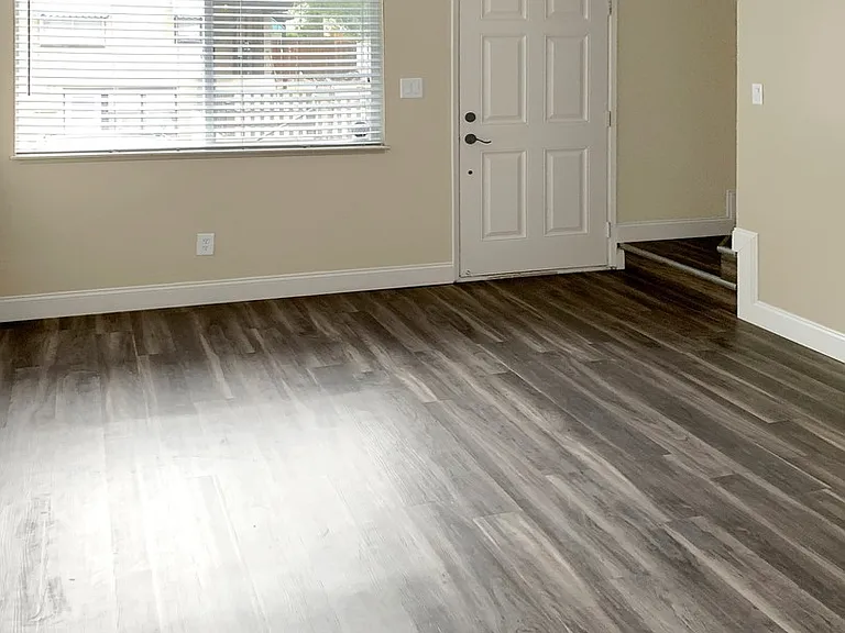 1060 Nevada St — Photo 5
