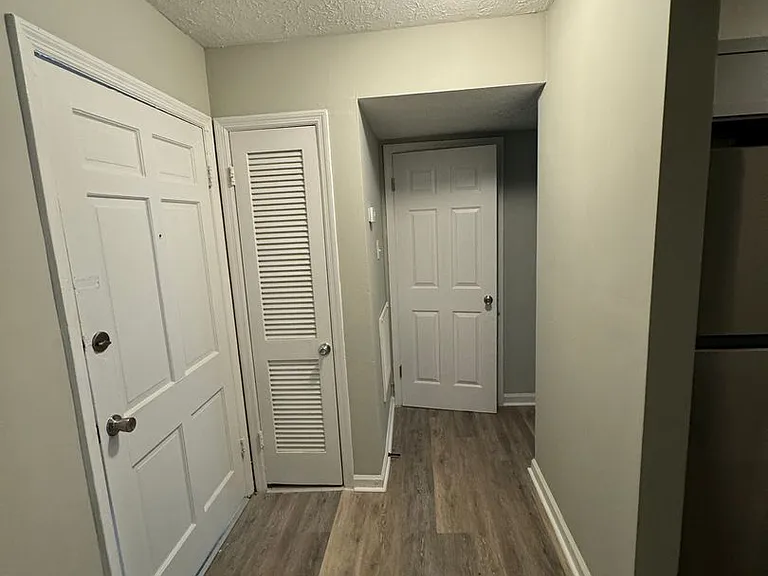 209 Lakeshore Dr — Photo 34