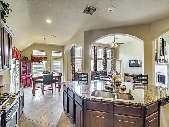 4th image of 21902 Juniper Wood Ln