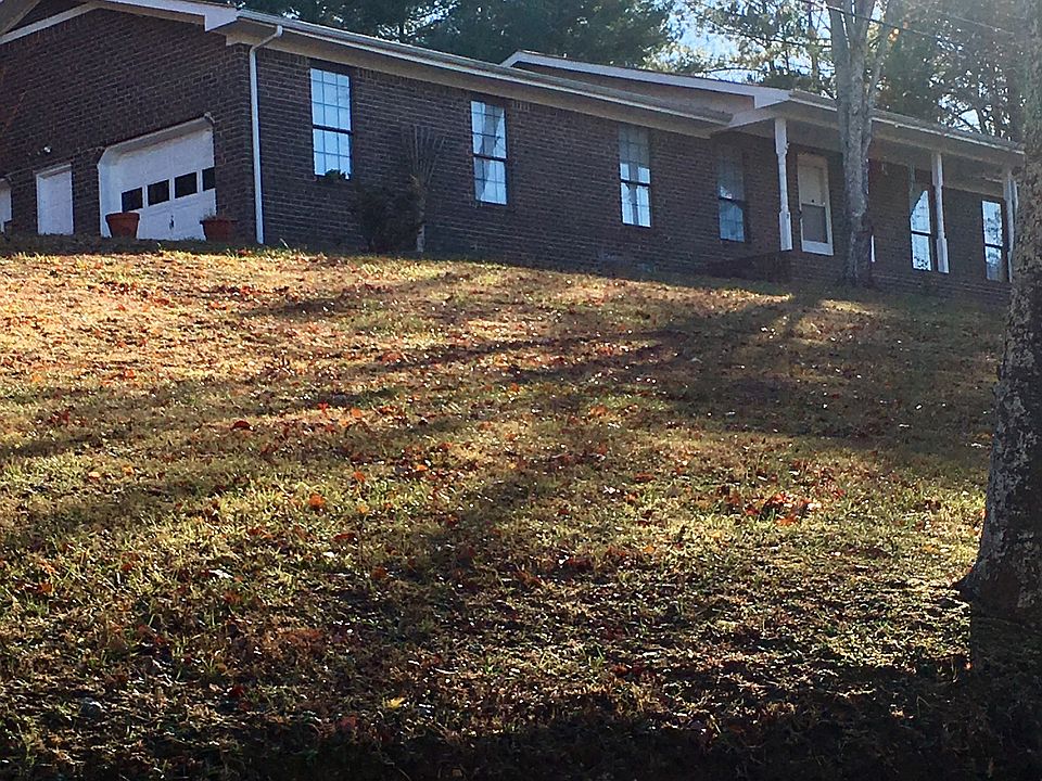 2nd image of 60 McNeese Ln