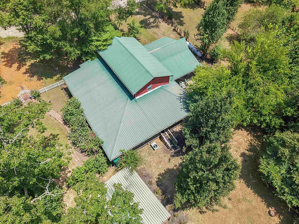 1st image of 2835 Cerro Gordo Rd