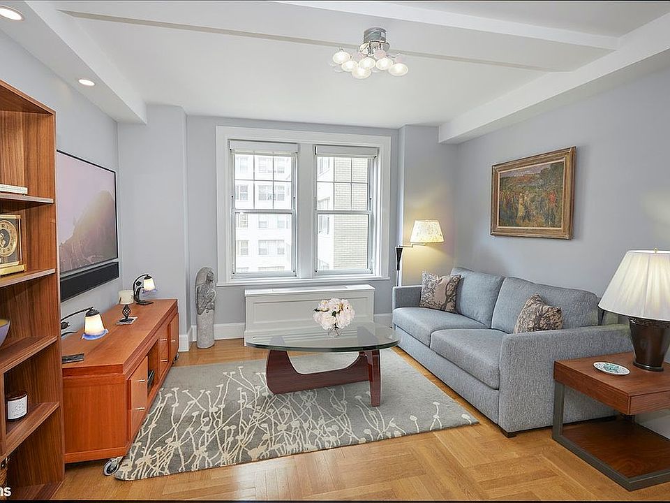 1st image of 27 W 72nd St #615