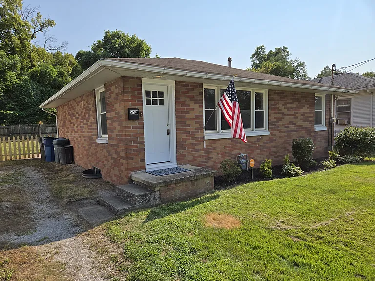 3431 Fullerton Ave — Photo 1