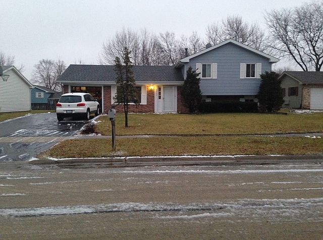 1st image of 3905 Greenbay Dr