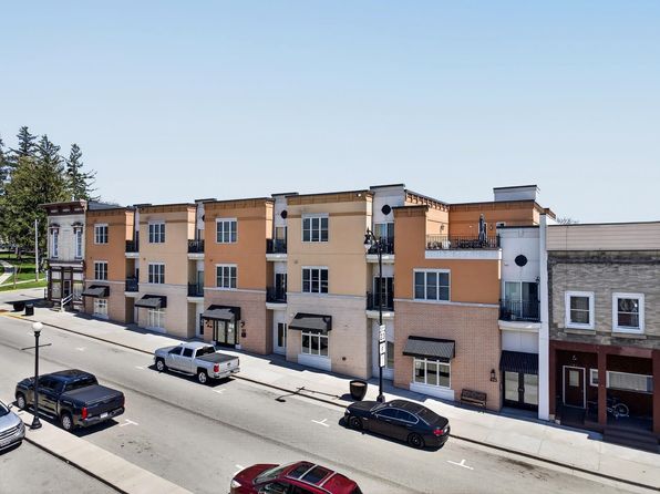 435 Main St