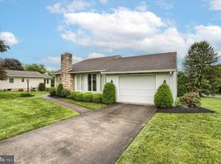 438 N 4th St, Halifax, PA 17032