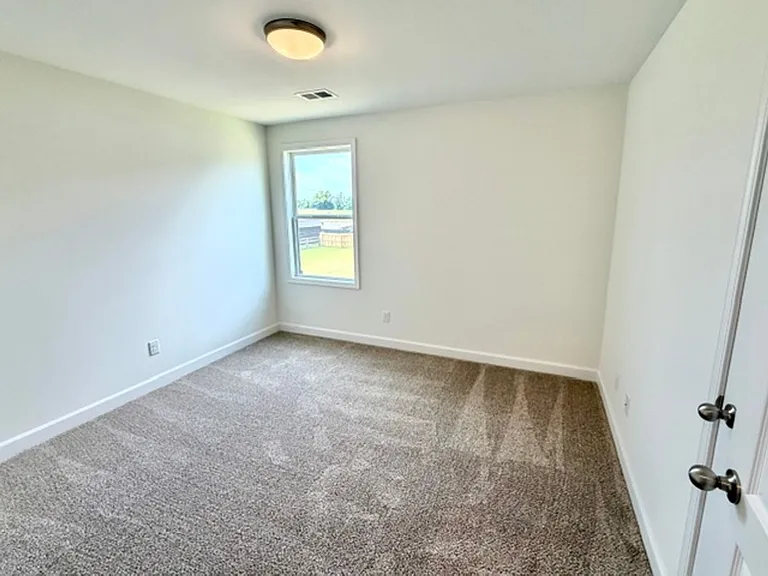 165 Summer Rose Ln — Photo 7