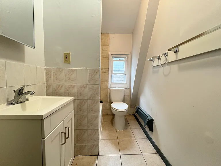 287 Avon Ave #3 — Photo 7