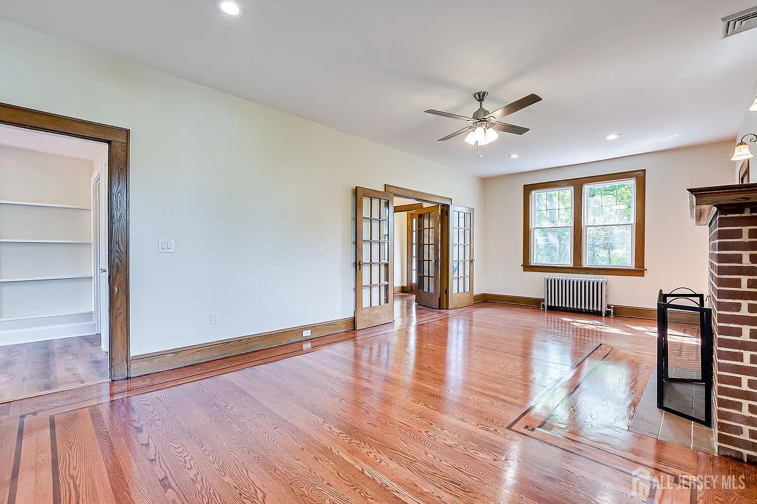 8 bed, 3.0 bath, $6,800 — Photo 4