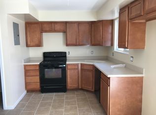 2241 Crew Cir, Dayton, OH 45439