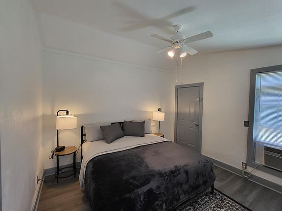 4th image of 12534 Roberts St #1