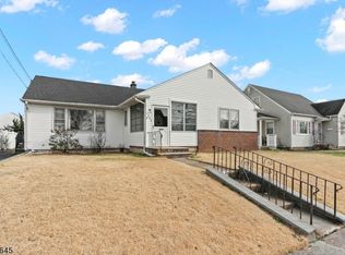 237 S 7th Ave, Manville, NJ 08835
