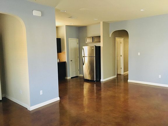 Open Concept Living, Dog door to private backyard