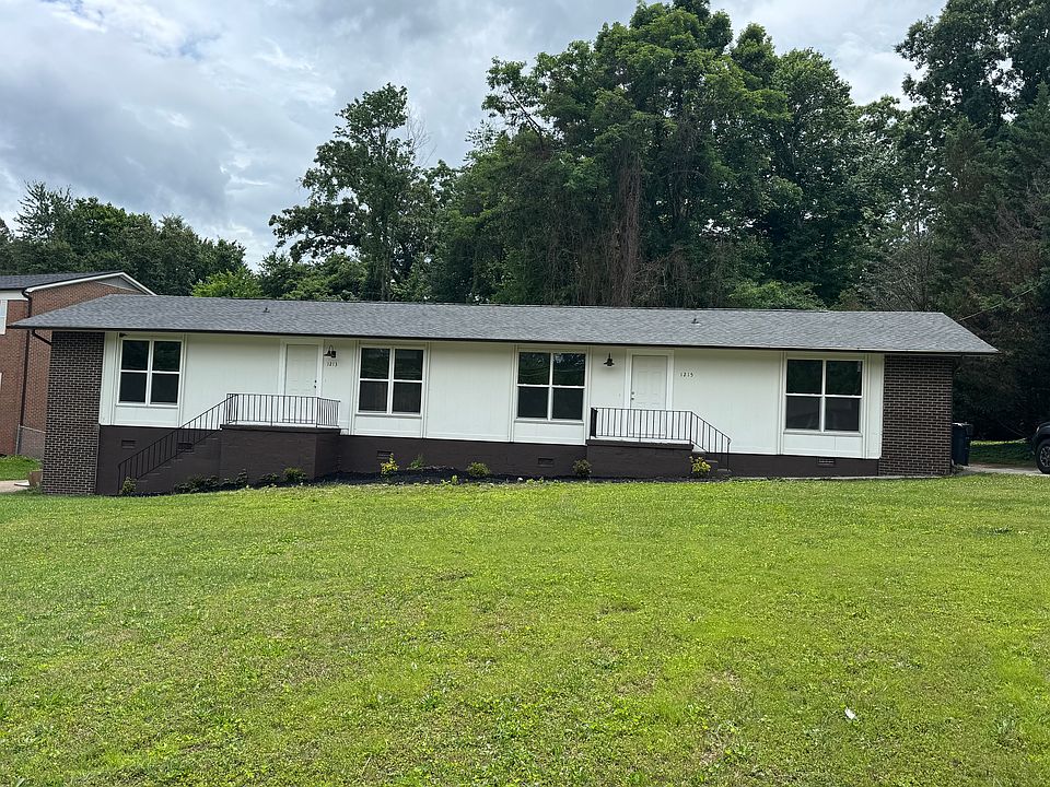 1st image of 1213 Park Hill Cir