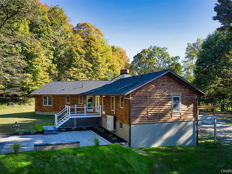 568 Oak Summit Rd — Photo 42