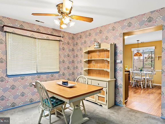 4th image of 356 Aldeberan Dr