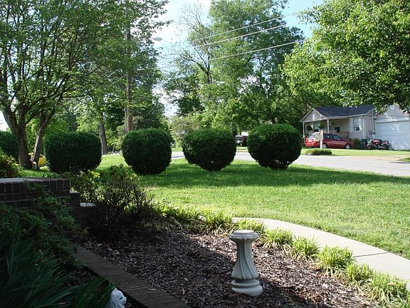 3rd image of 6838 Martha Ave