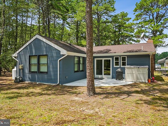 5th image of 6 Laurel Ln