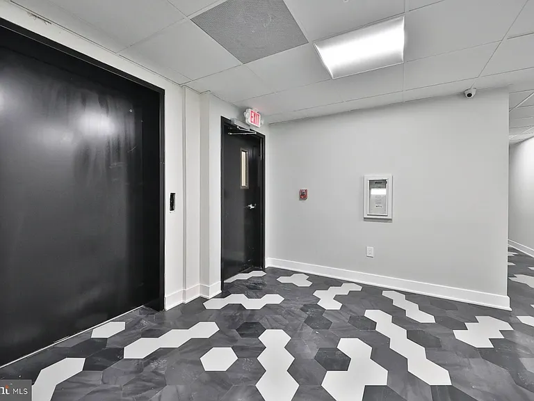 1612 Cambridge St #-203 — Photo 14