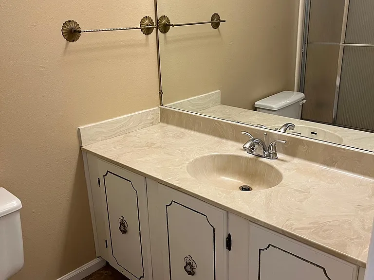 610 Swinging Spear Rd — Photo 8