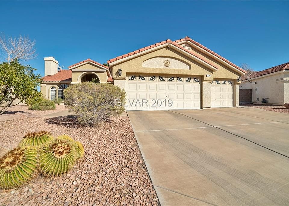 1st image of 324 Oak Canyon Dr